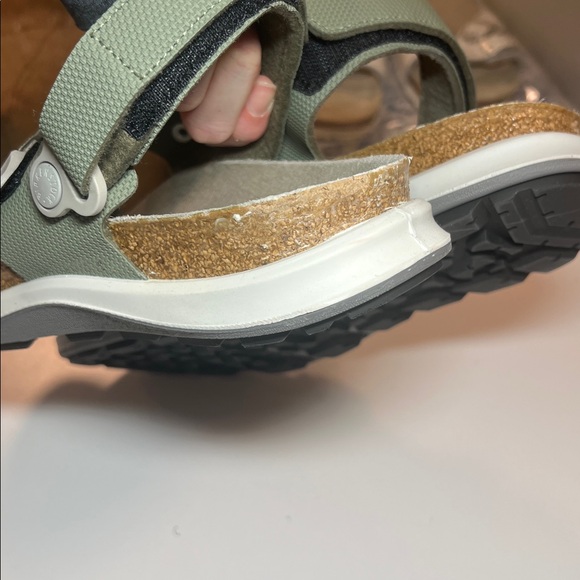 Birkenstock Women's Kalahari Birko-Flor Sandals khaki green size 8 - Picture 13 of 14